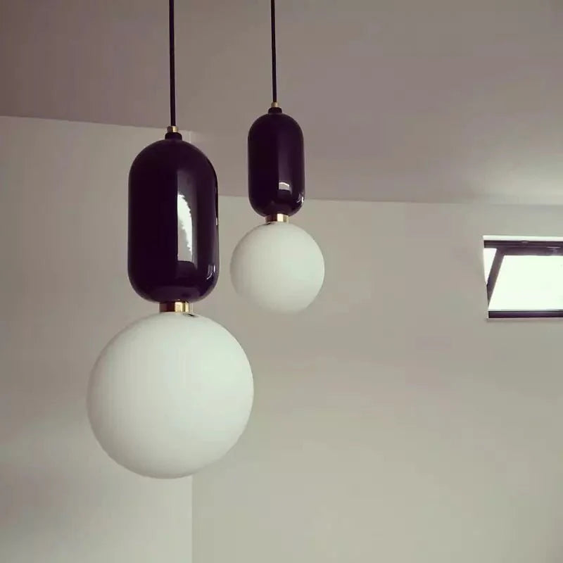 Moderne Bolvormige Hanglamp - Slank Ontwerp Verlichting
