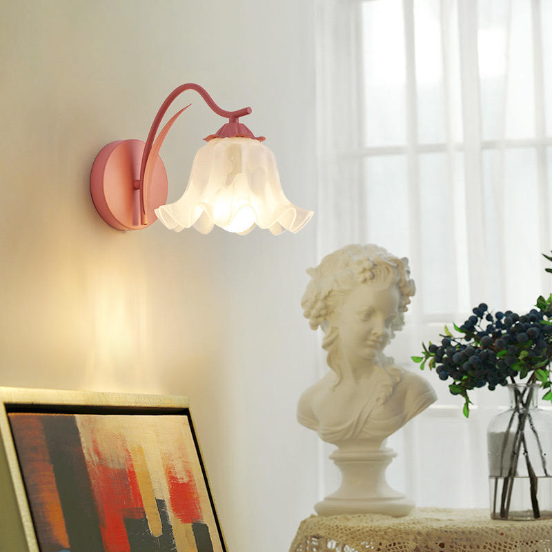 Retro Wandlamp Acryl Kap - Elegante Bloem Michela
