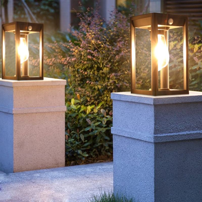 Zonne-energie Buitenlamp met Sensor - Prismatica Pilaren