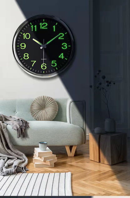 Milieuvriendelijke Wandklok met Lichtgevende Functie - Serafin