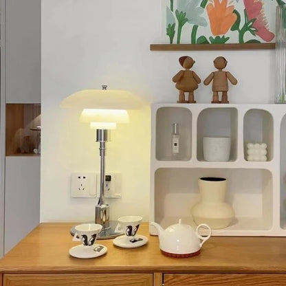 Moderne Tafellamp met Opaalglas - Elegante Verlichting