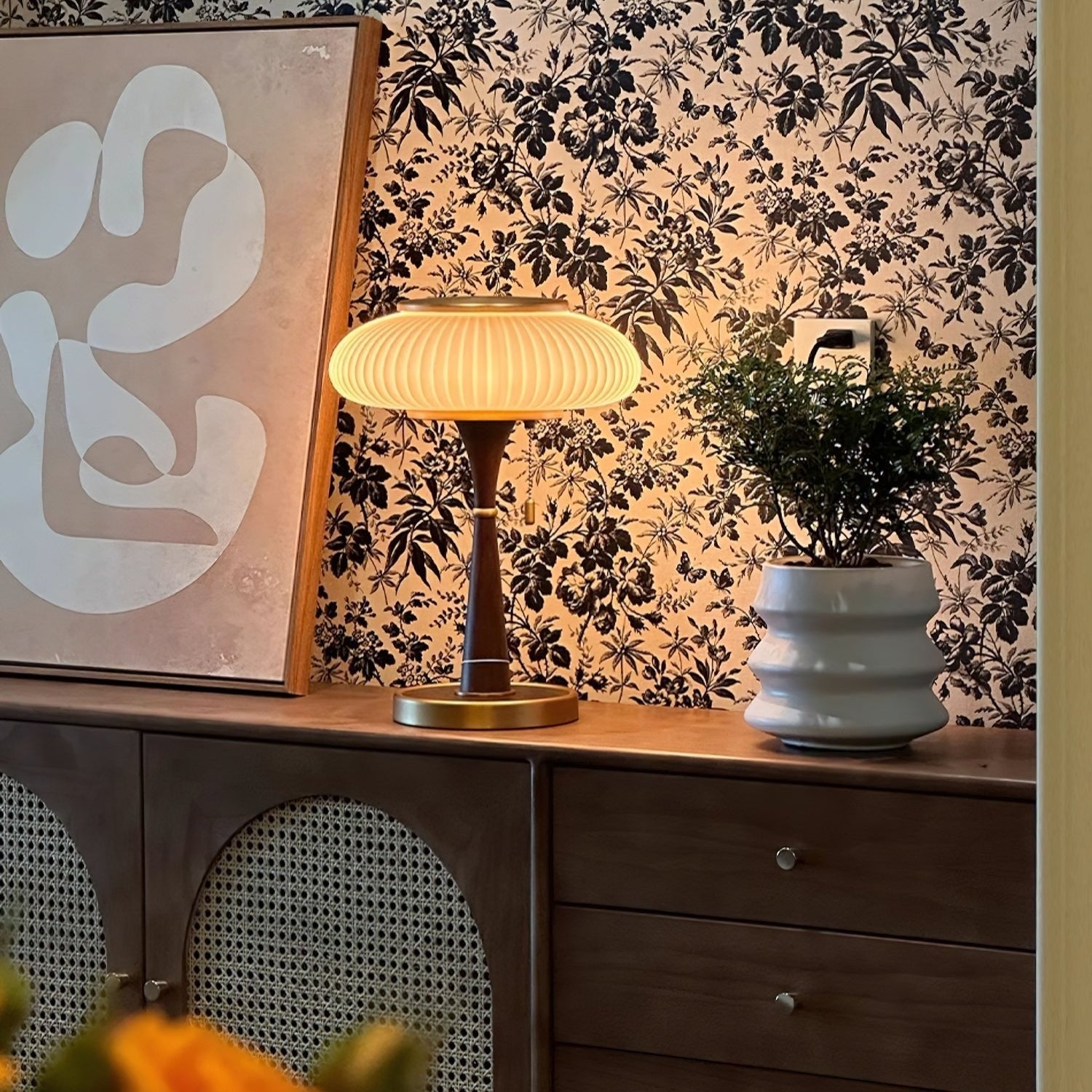 Organische Tafellamp met Luxe Design - Elegante Ruimteverlichting