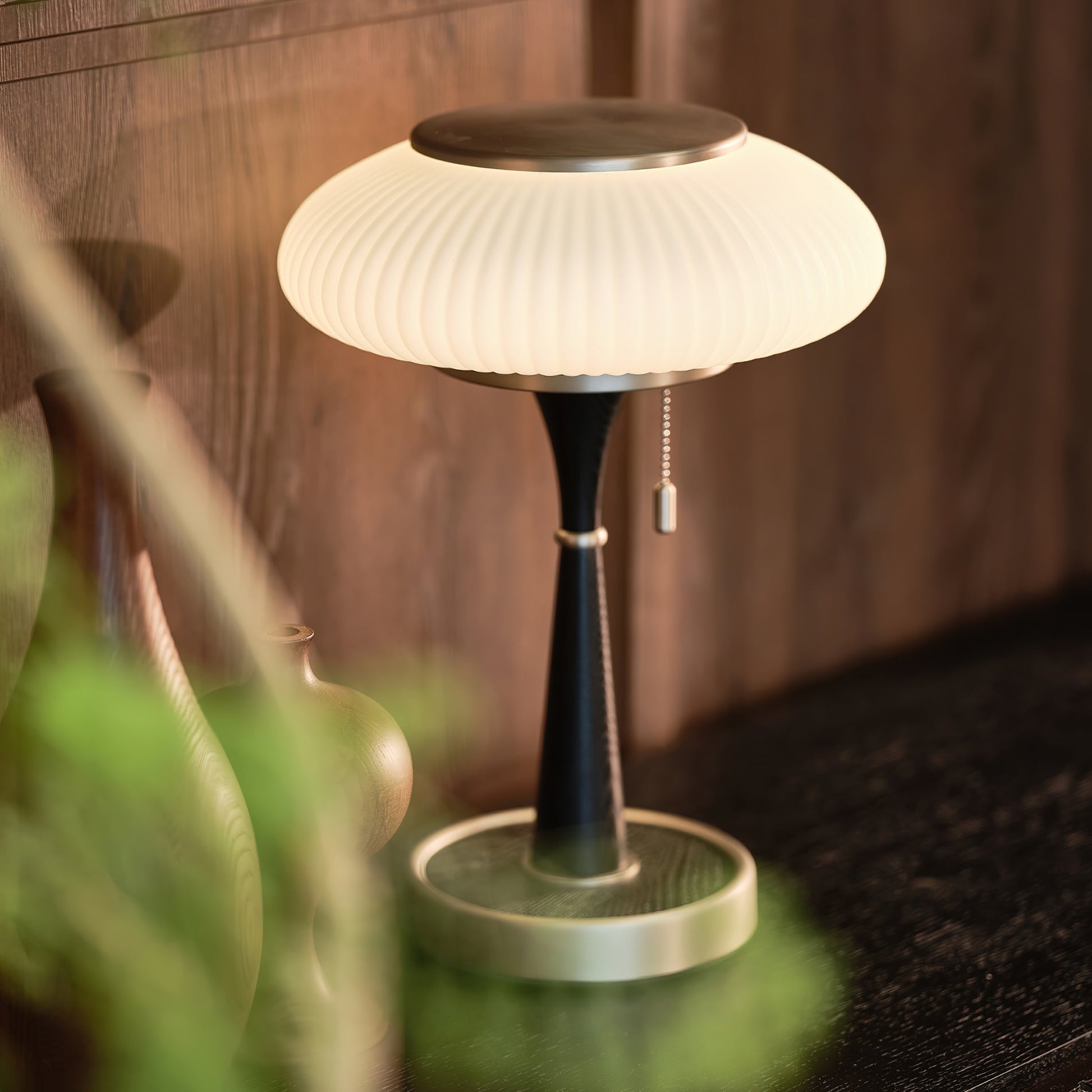 Organische Tafellamp met Luxe Design - Elegante Ruimteverlichting