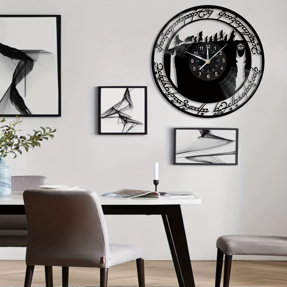 Stille Wandklok Gerecycled Vinyl - Mythisch Ontwerp Cerulean