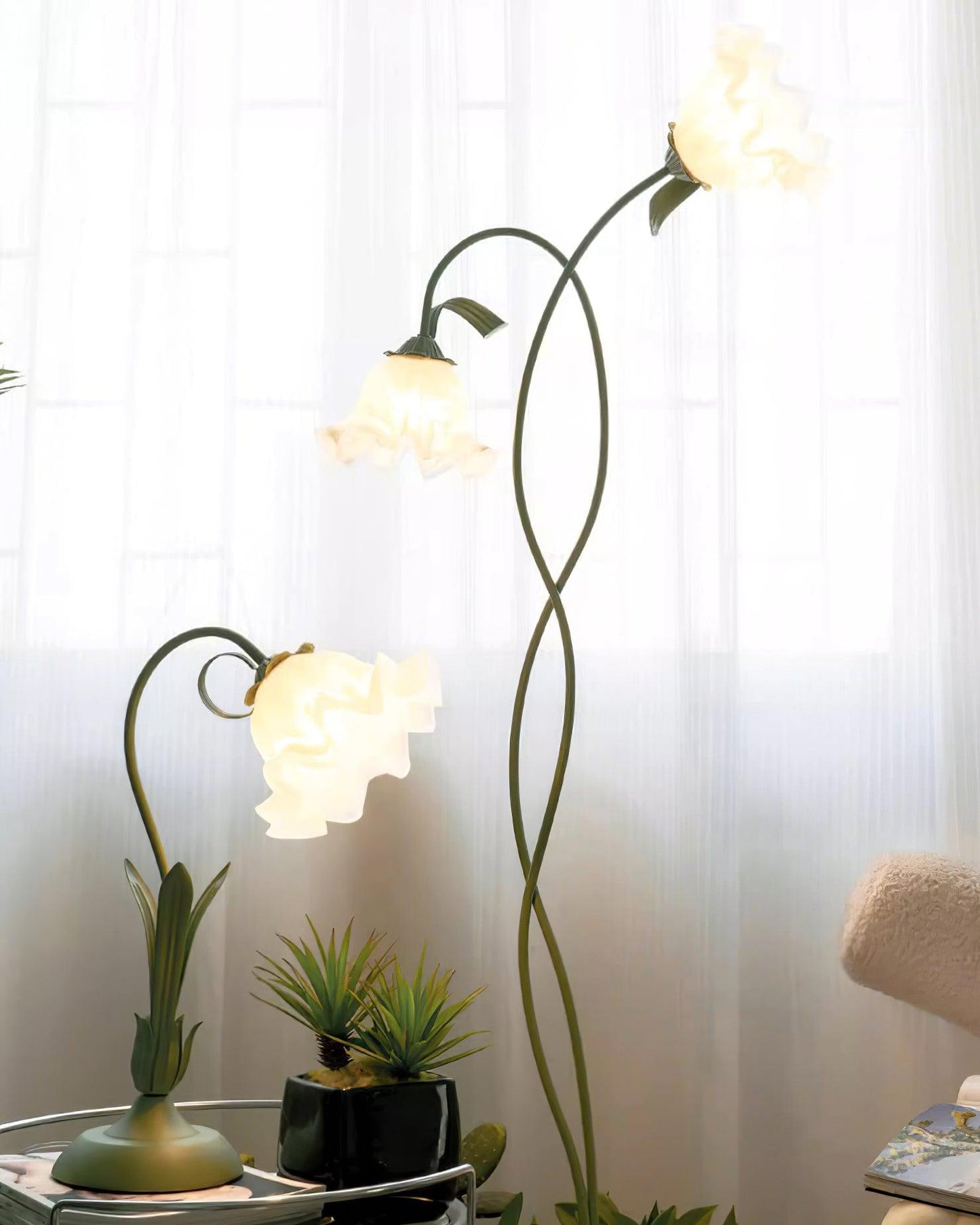 Vloerlamp met Bloemenpatroon - Uniek Design Armando