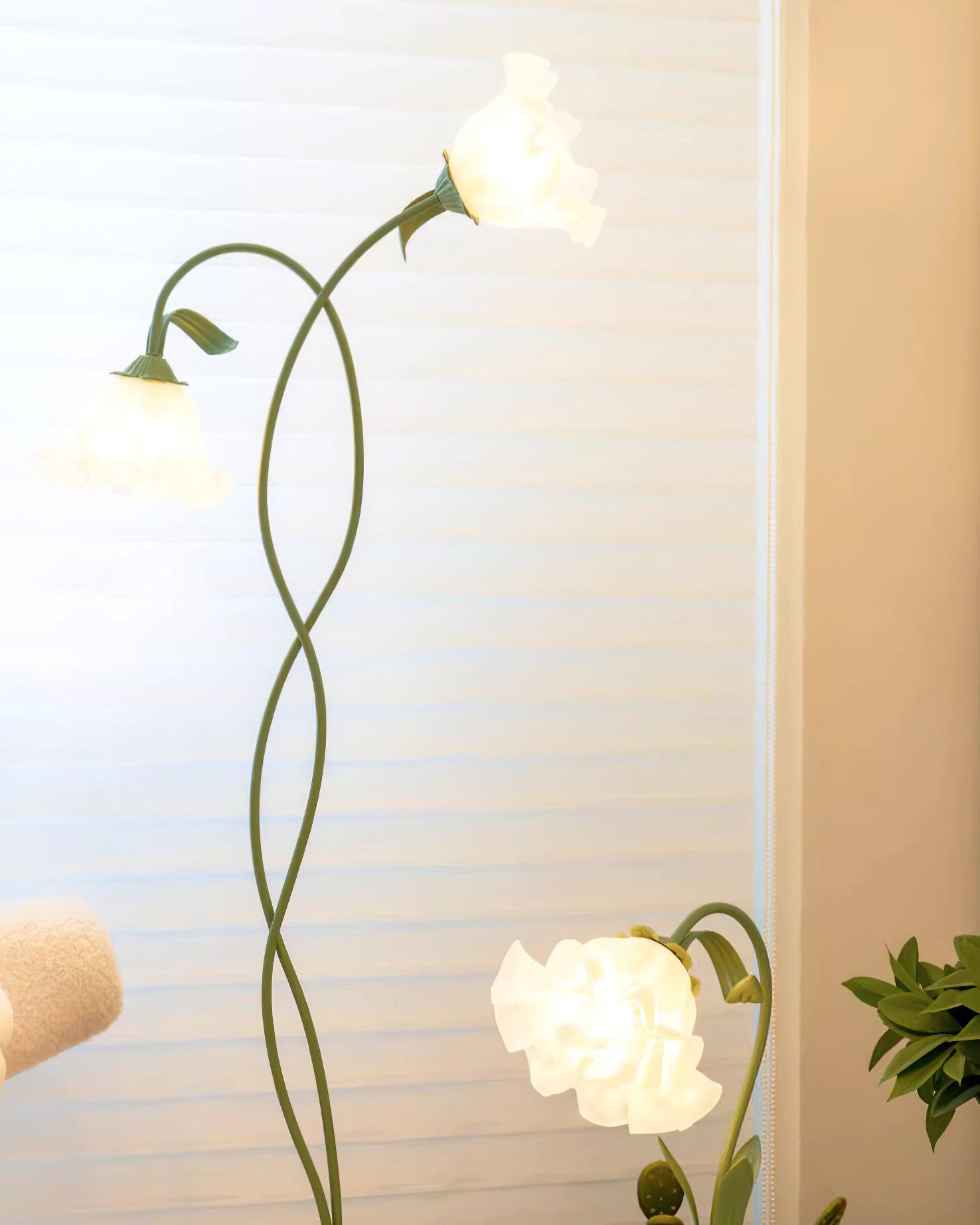 Vloerlamp met Bloemenpatroon - Uniek Design Armando