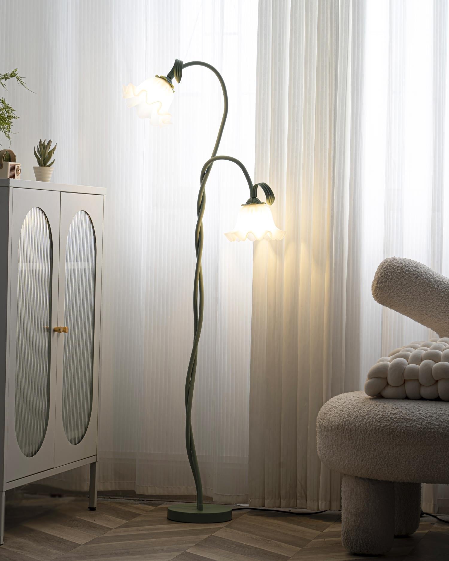 Vloerlamp met Bloemenpatroon - Uniek Design Armando